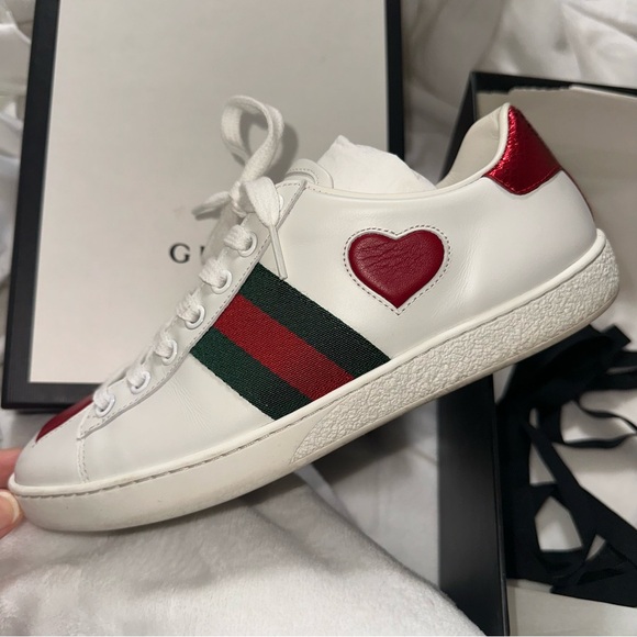 Gucci White Sneakers with Red Heart Accents - Picture 7 of 13